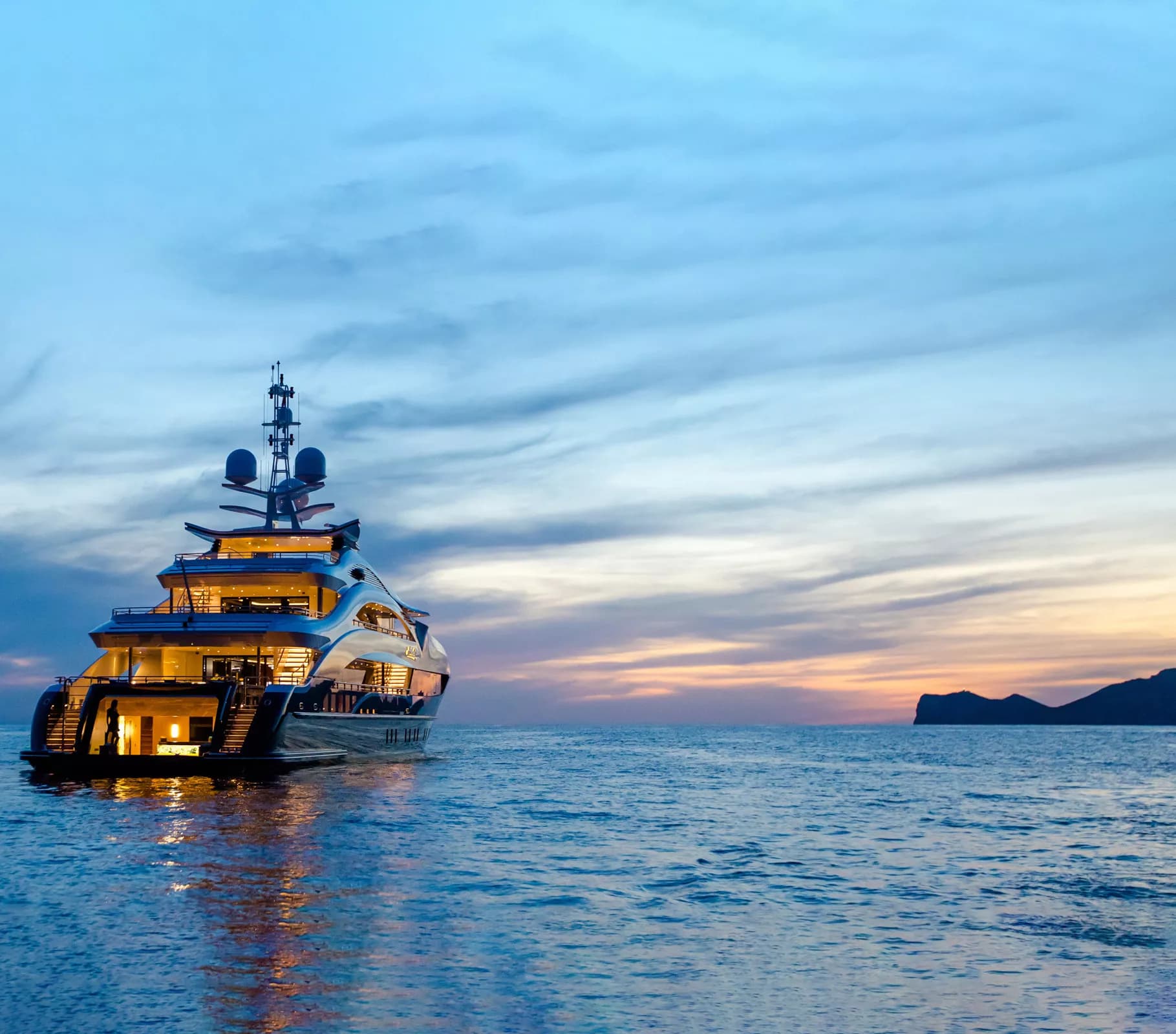 Arcon Yachts superyacht at sea